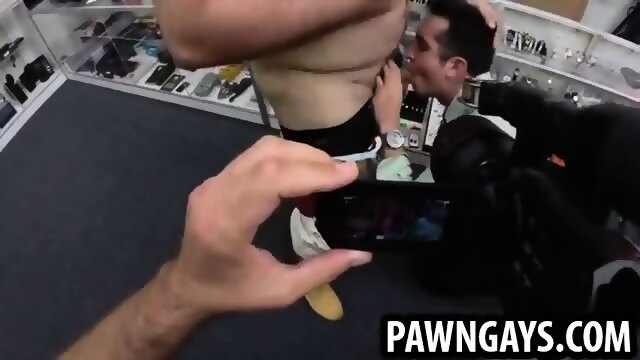 Amateur Stud Giving A Blowjob At The Pawn Shop