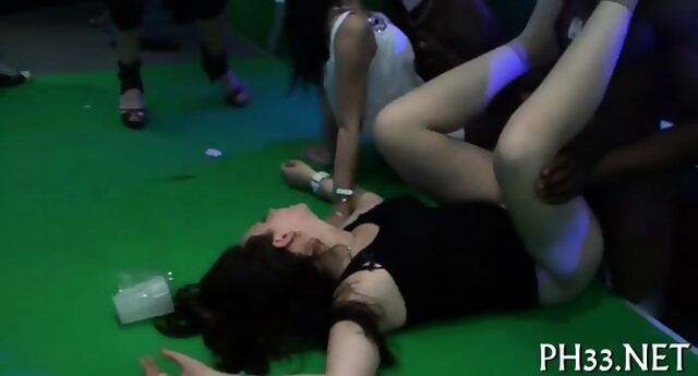 Explicitly Hot Orgy Delight