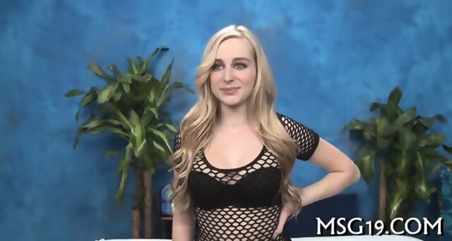 Babe Banged In A Massage Room