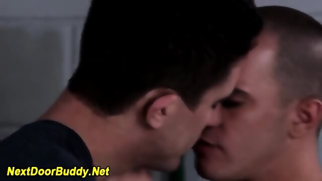 Buff Amateurs Ass Rammed