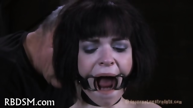 Demeaning A Lusty Pussy