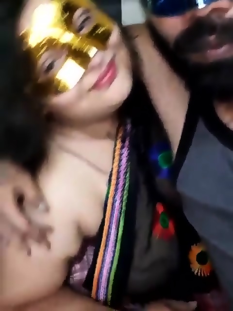 Hot Divya Indian BBW Wife Full Naked And Giving Blowjob On Live Show