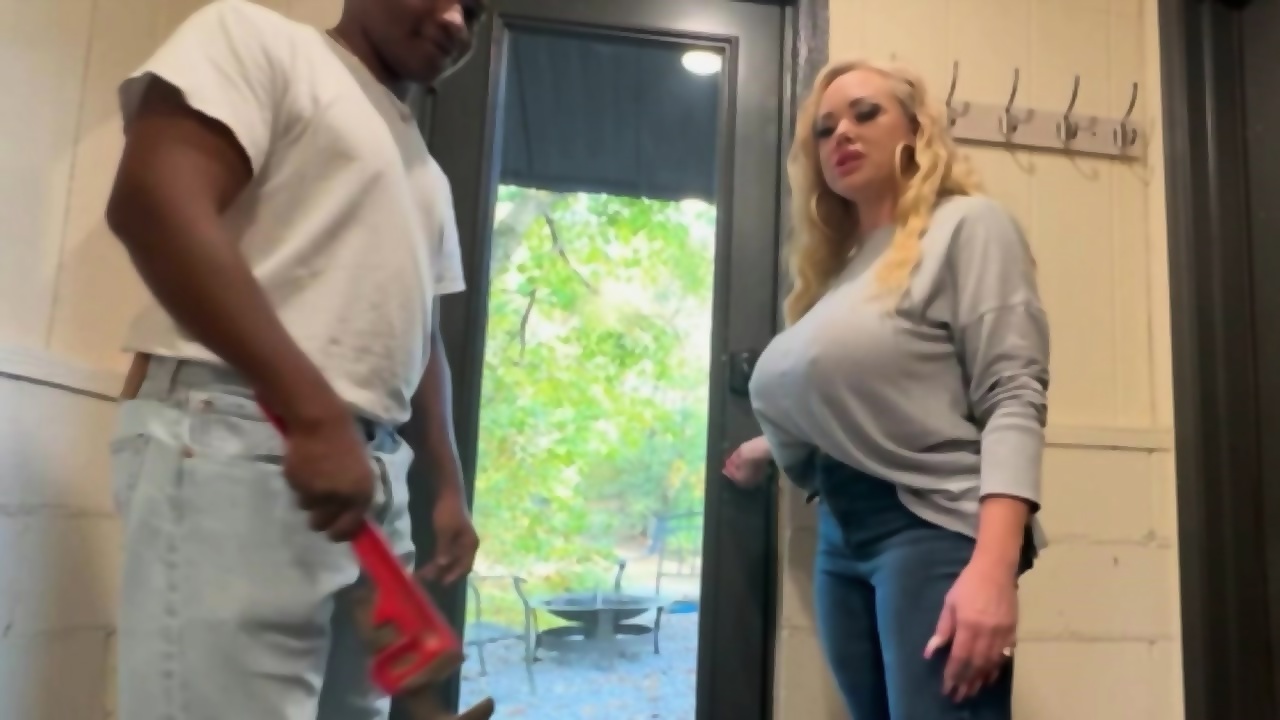 Katrina thicc plumber sex