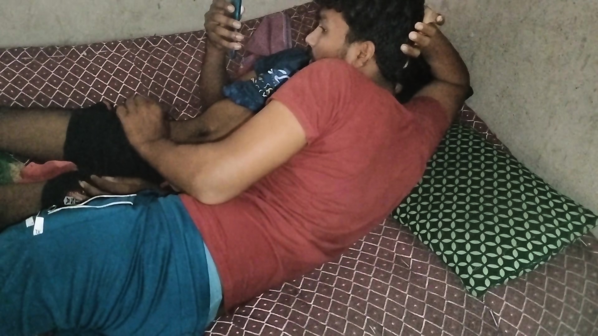 young watch porn Young College Students Hostel Room Watching Porn Video - EPORNER