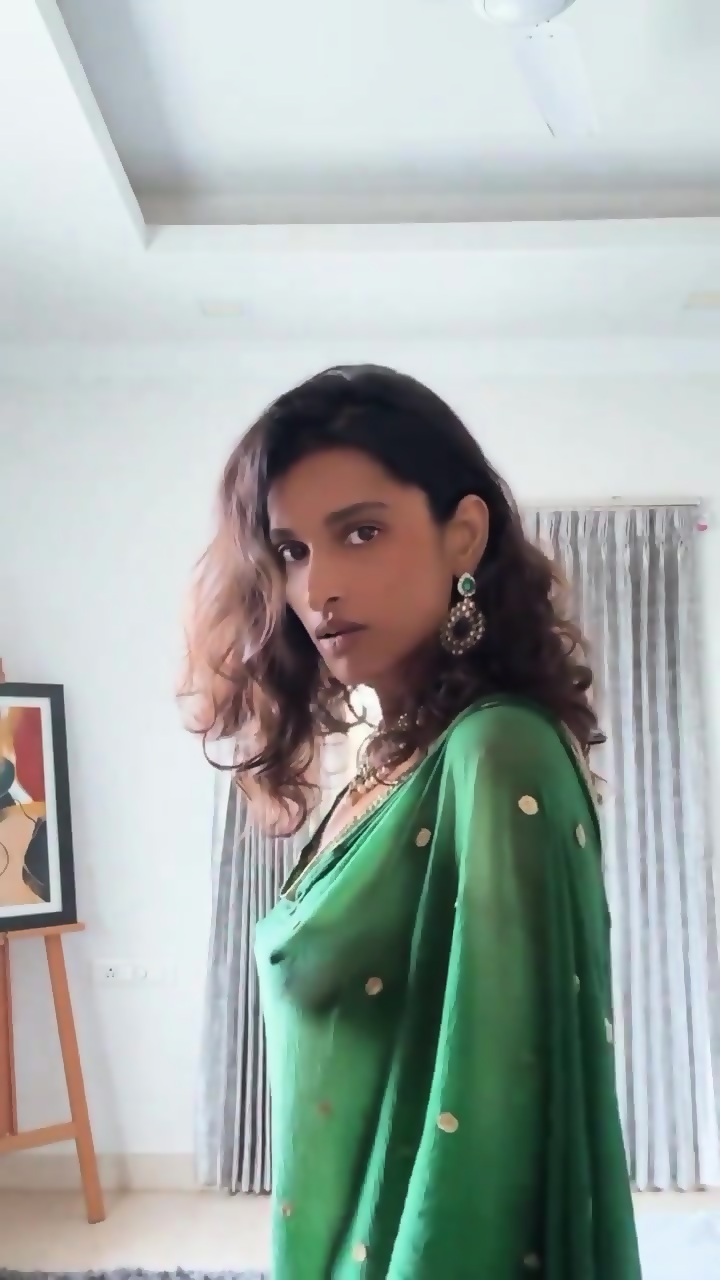 Jikki-Nair Nipples - EPORNER
