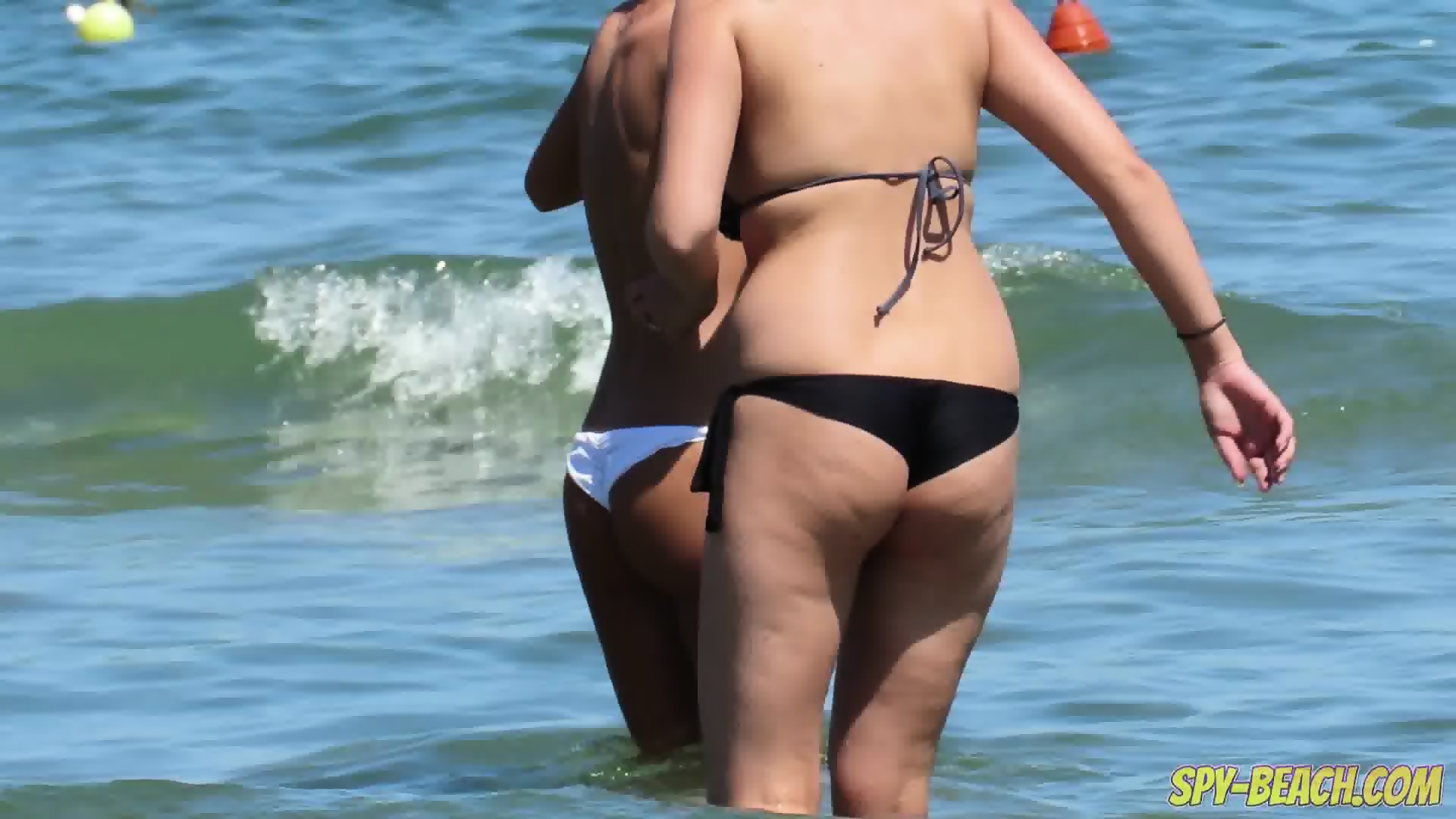 Aficionados Calientes En Topless Voyeur Beach - Sexy Big Tits Babes