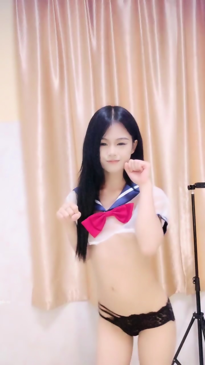 【超嫩萝莉】 太平公主】极品超嫩萝莉美少女！激情裸舞 道具自慰 3 - EPORNER