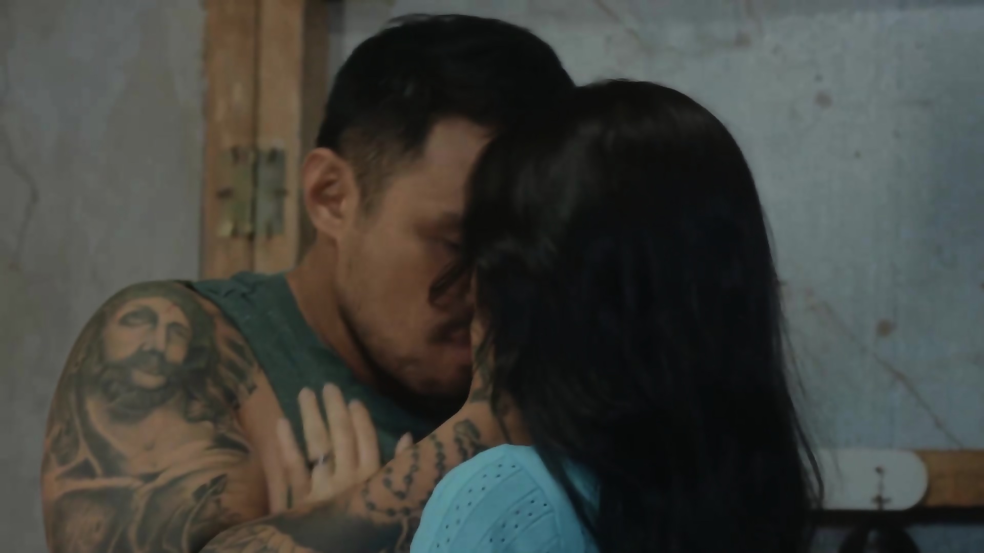 Kirish qatiy porno uchun