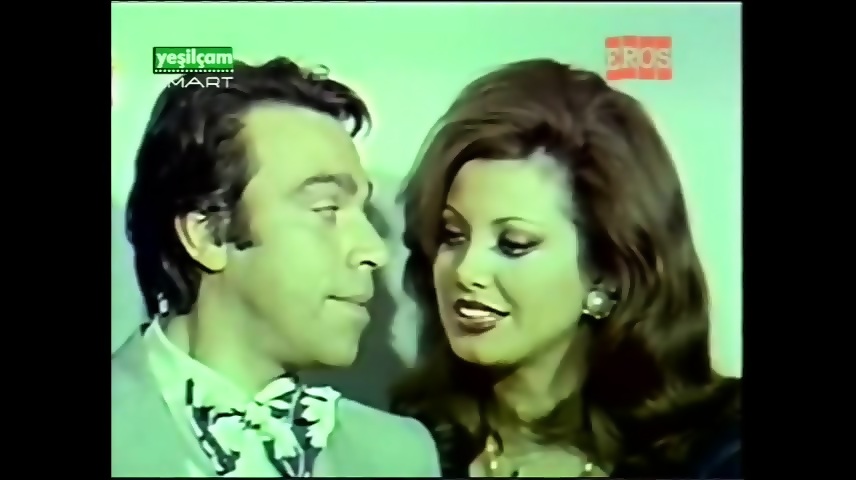 Kuvvet macunu vintage sikişi dolgun bayanlarla nostalji yaşa.