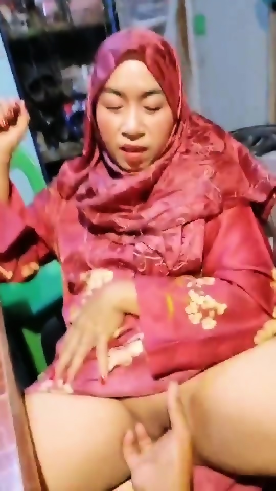 Toliq ayollarning tukli mushuklari fotosuratlari