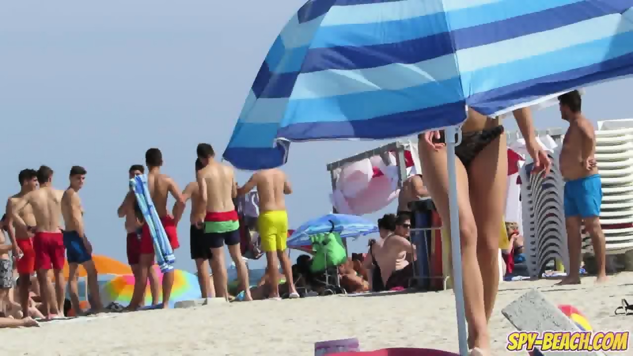 Hot Bikini Teens Thong Topless Voyeur Spy Beach photo