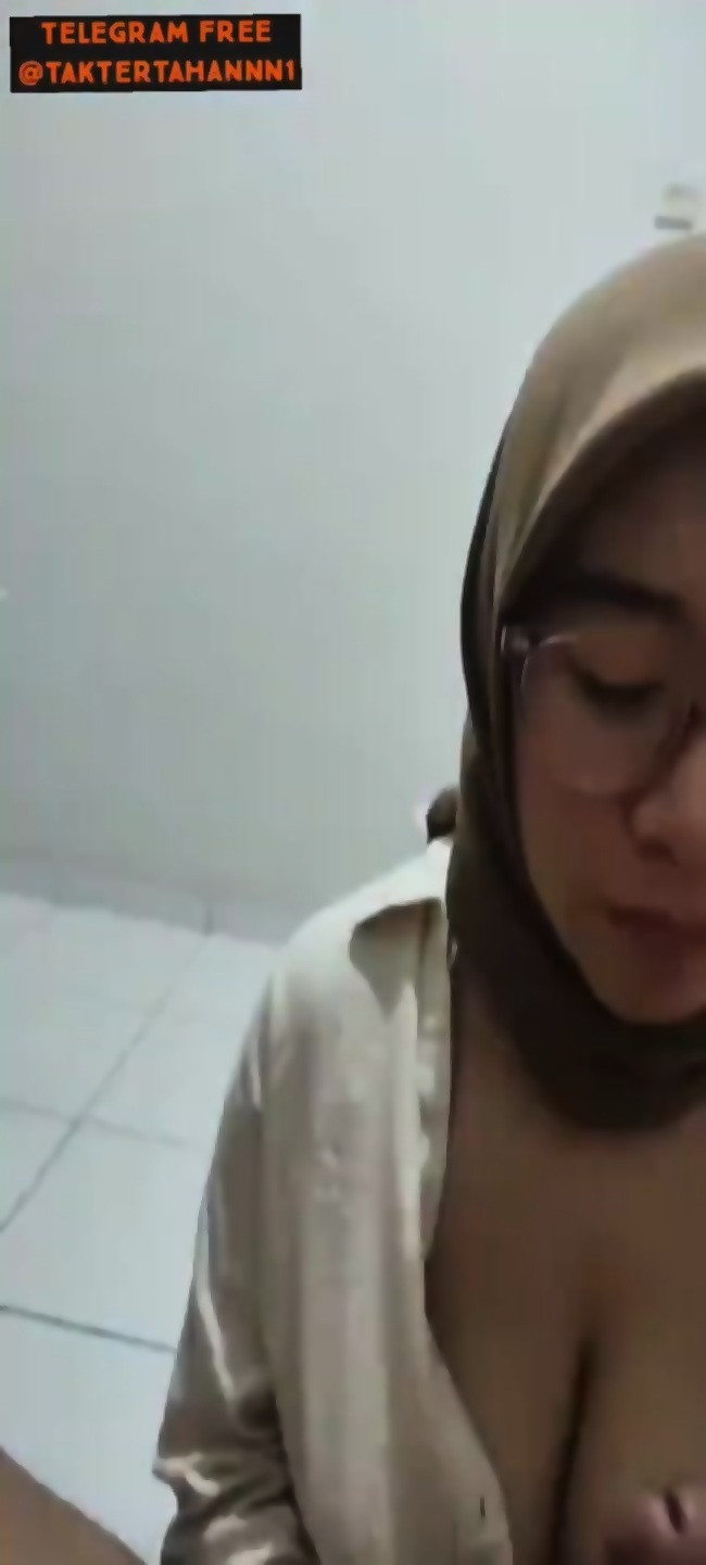 Hijab Toket Besar Nice Body - EPORNER