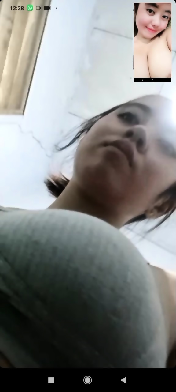 Oglim bilan jinsiy aloqa haqida barcha videolar rus tilida