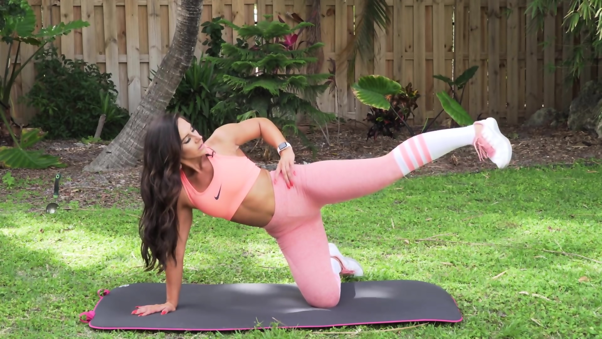 MandyC - Fitness Video, Pre-porn - EPORNER