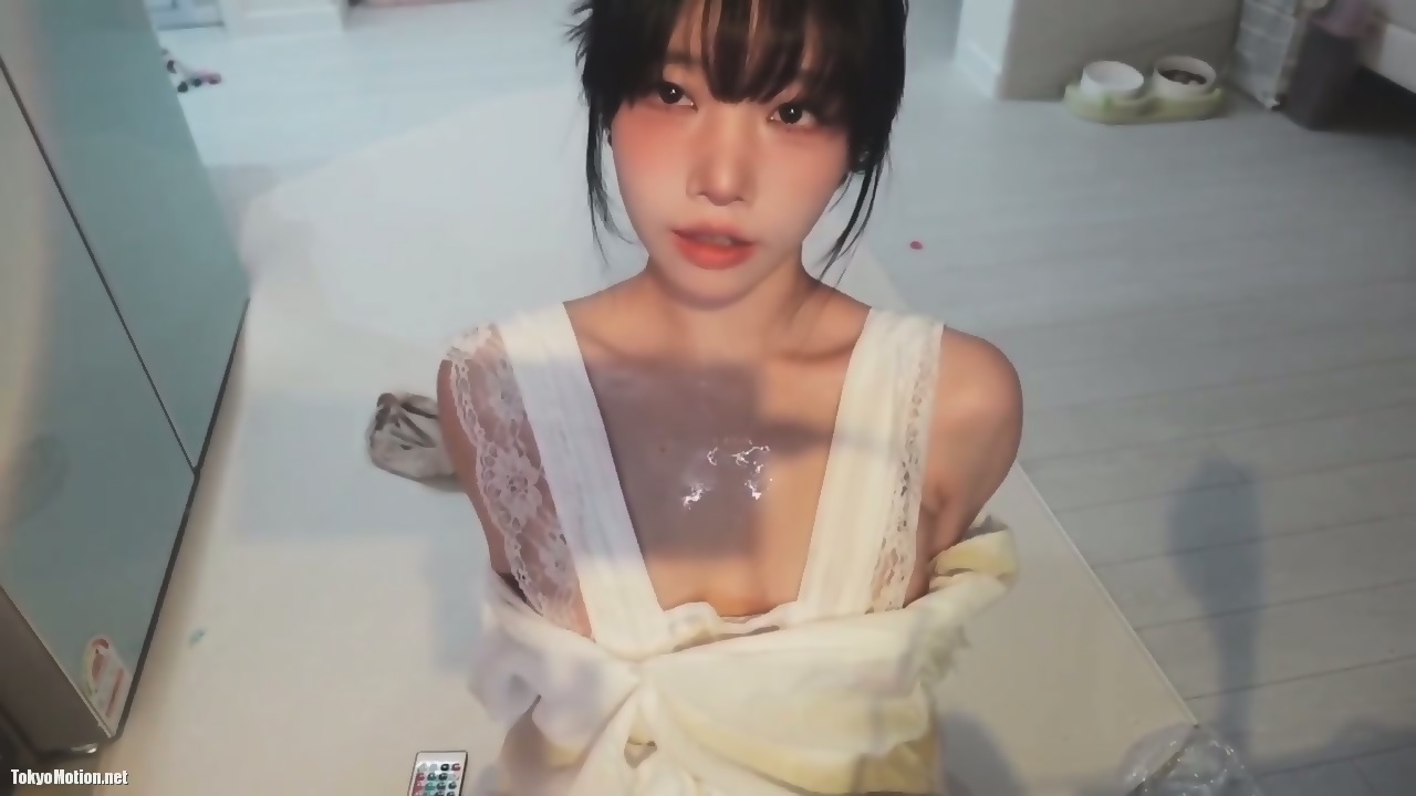 Chuqur tomoq porno yaqin planda yuqori sifatli Yosh erkaklar bilan yashirin kamera porno