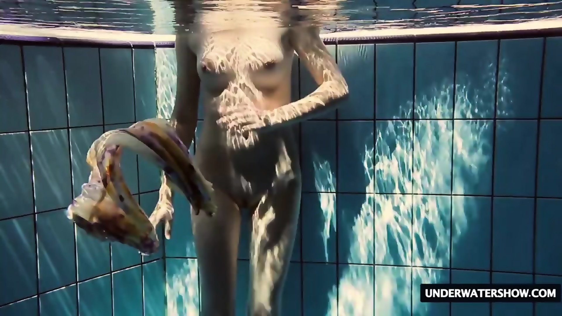 Hot Big Titted Teen Lera Swimming In The Pool Eporner