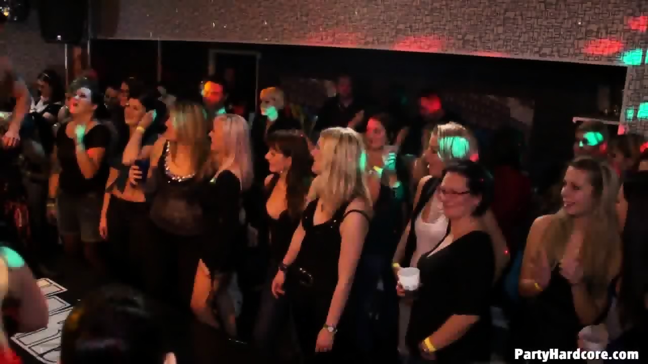 Drunk People At Sex Party Eporner 9574