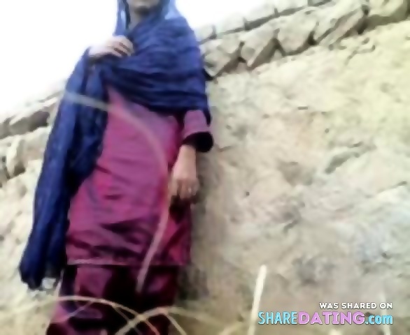 Pakistani Village Girl Fucking Hiding Against Wall Eporner