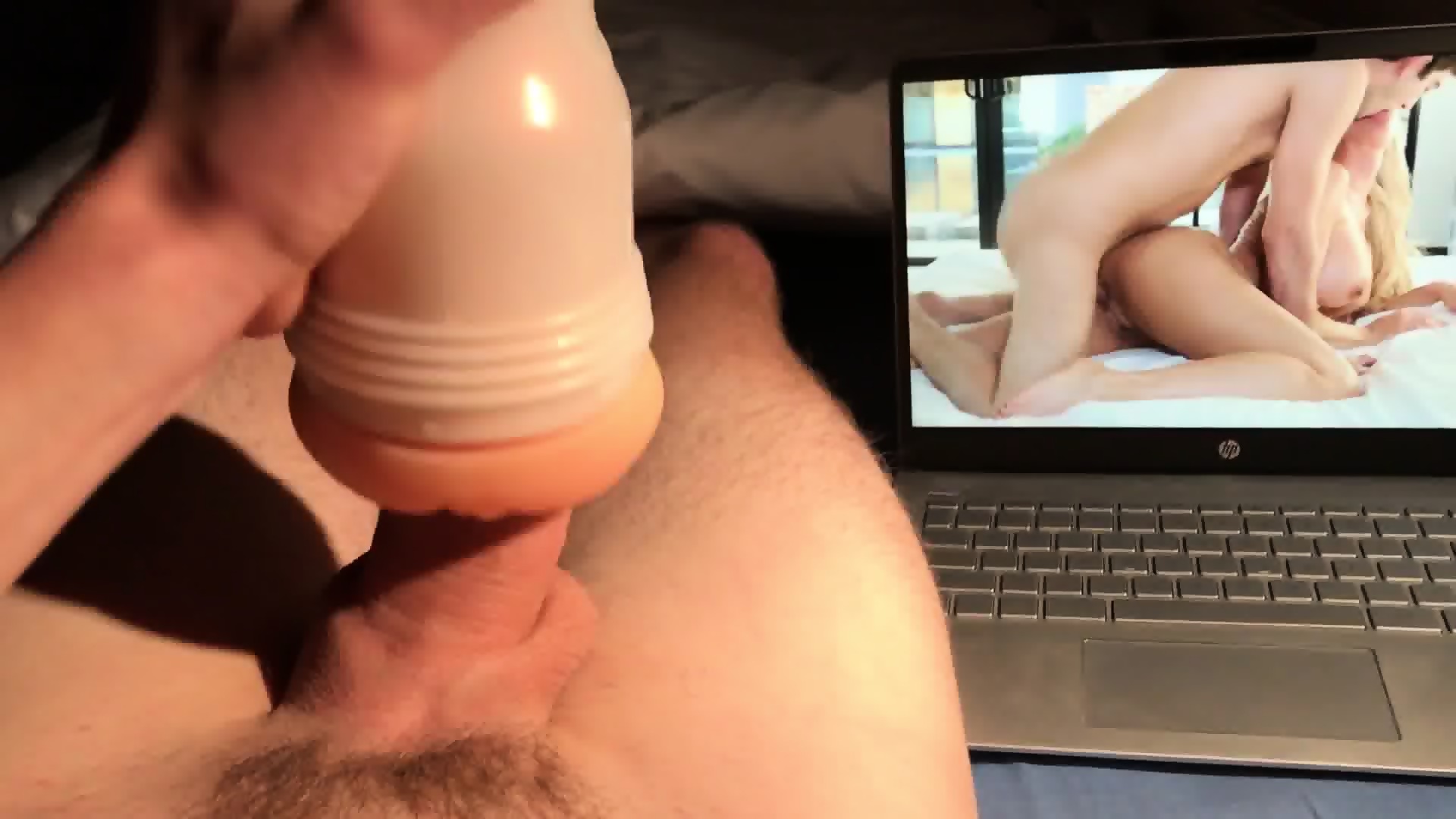 Fleshlight Masturbation While Watching Porn - EPORNER