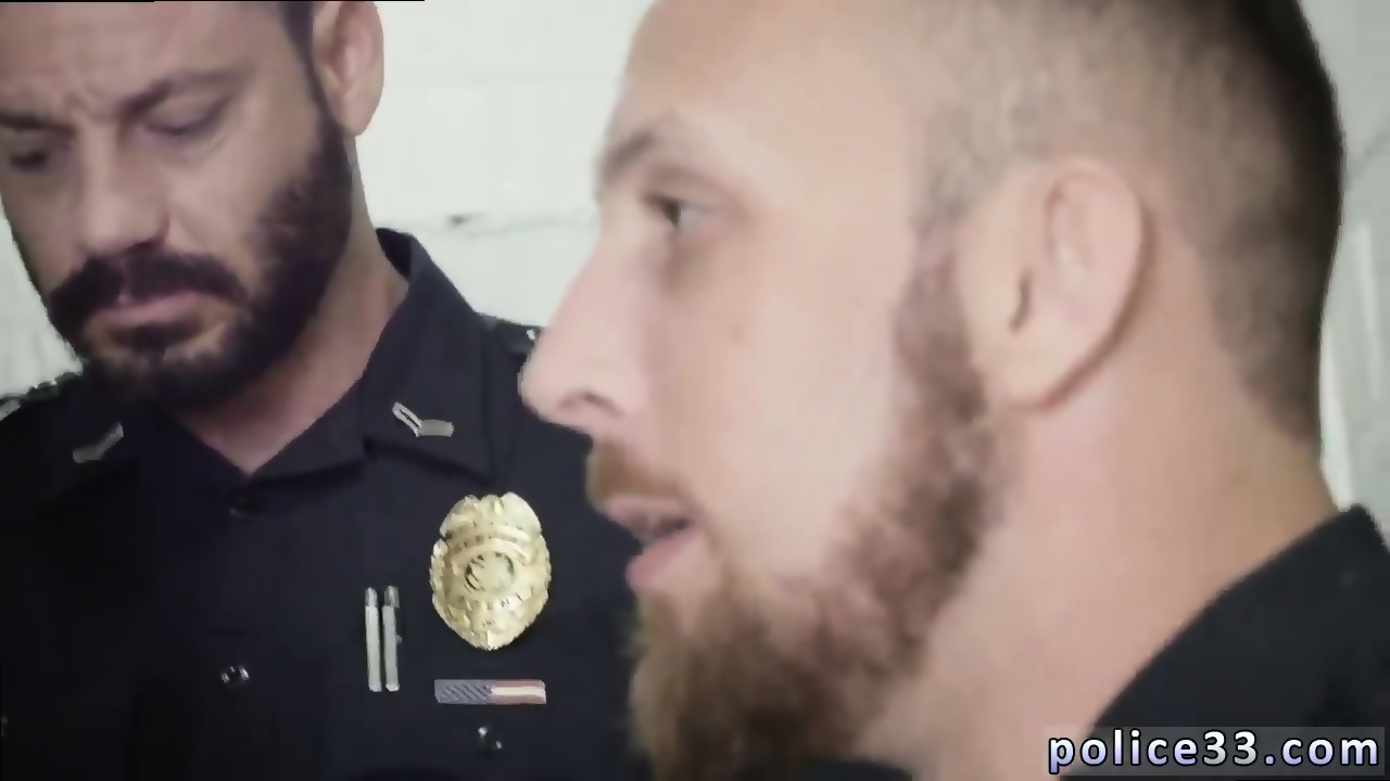 Police Dick Penis Gay Sex Fucking The White Cop With Some Chocolate Dick pic