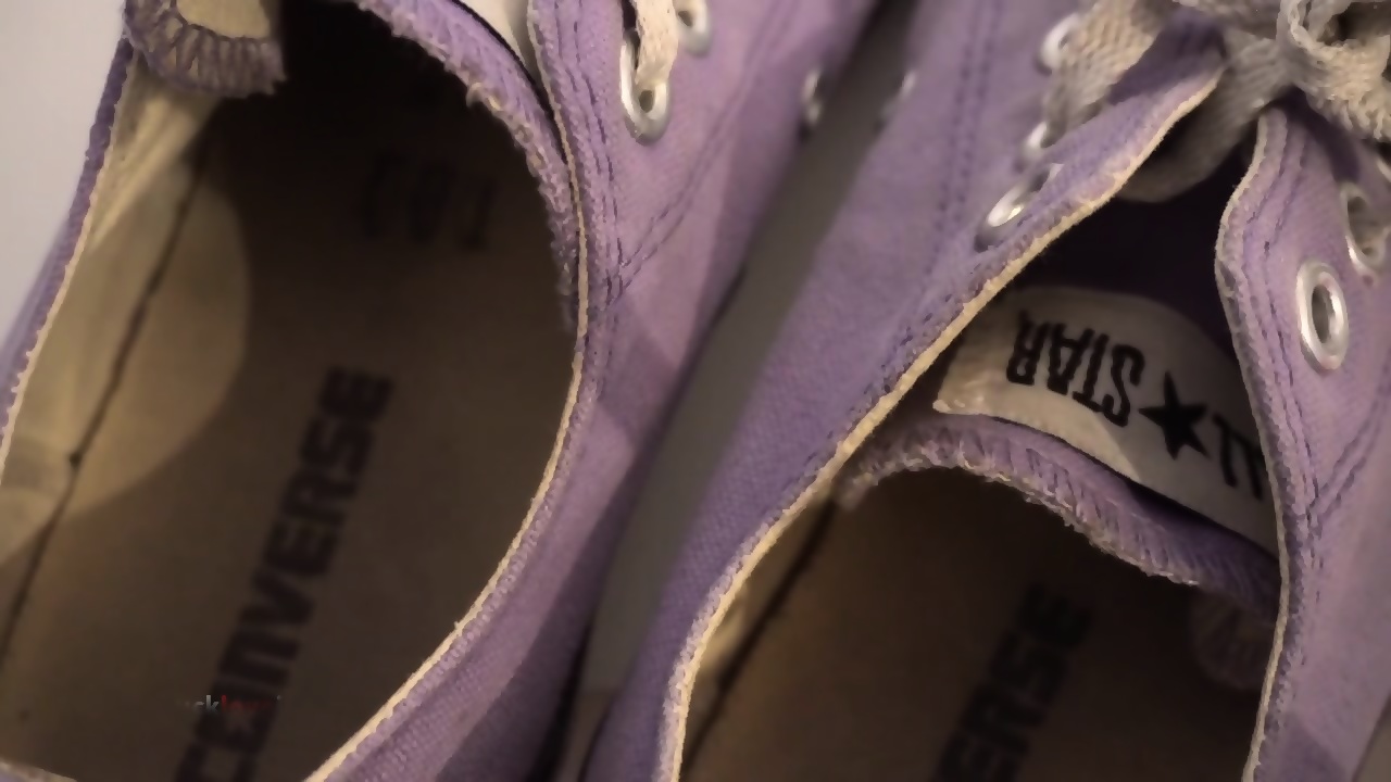 My Sisters Shoes: Purple Converse - EPORNER