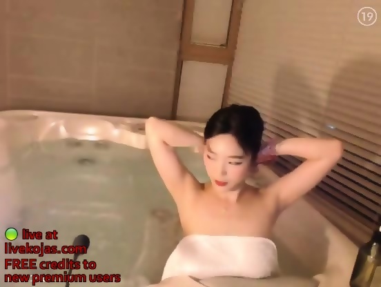 Busty Korean Sexy Shower Eporner