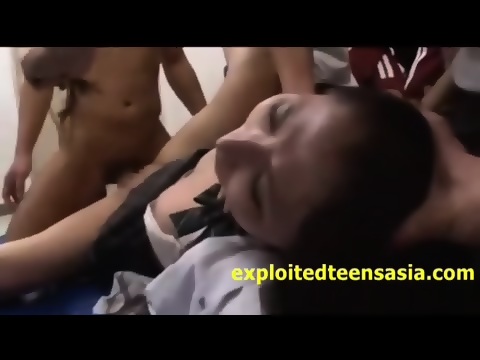 480px x 360px - Japanese Gangbang In Classroom Head Shaved While Fucked - EPORNER