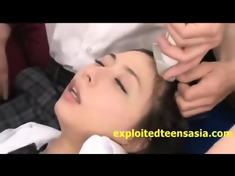 Hard Fucking Head Shaving Gangbang Porn Video - Japanese Gangbang In Classroom Head Shaved While Fucked - EPORNER