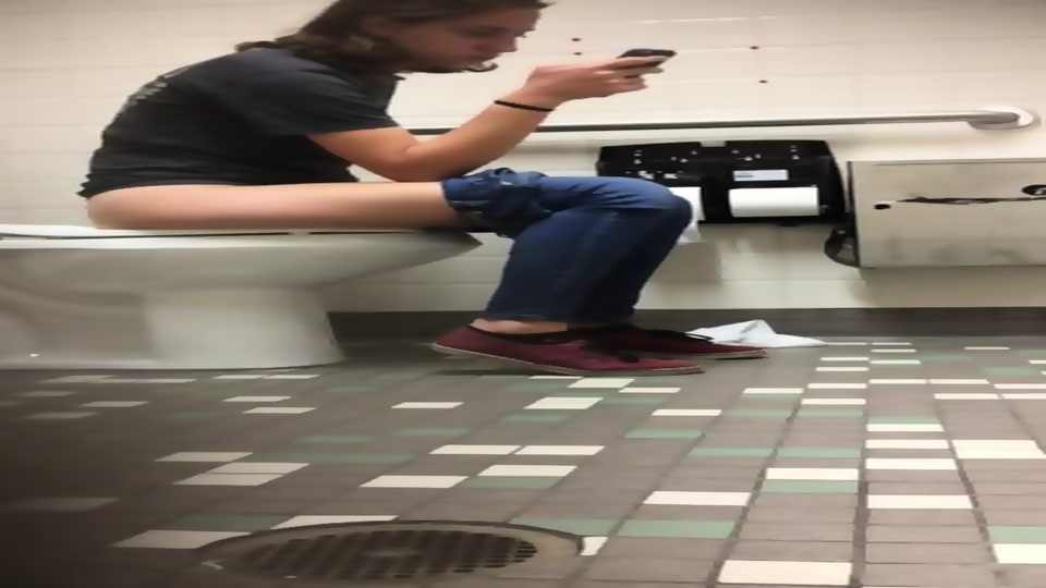 Bathroom Hidden - Hidden Cam College Bathroom - EPORNER