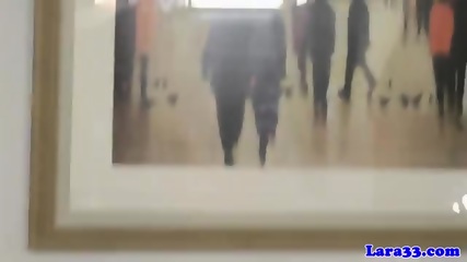 Glam Euro Brit Pulled Man To Facialize Her