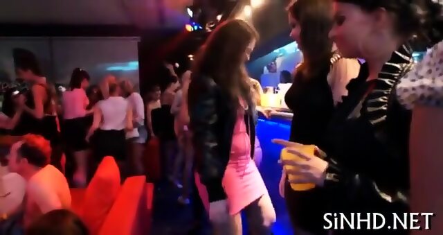Explicit And Wild Club Pleasuring