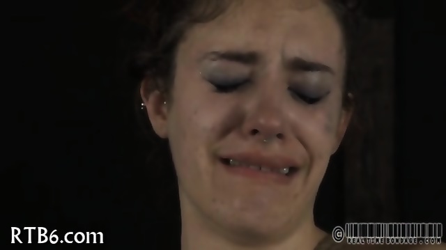 Lusty Facial Torture For Beauty