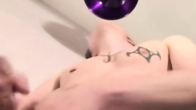 Young British Amateur Using Butt Plug While Masturbating EPORNER