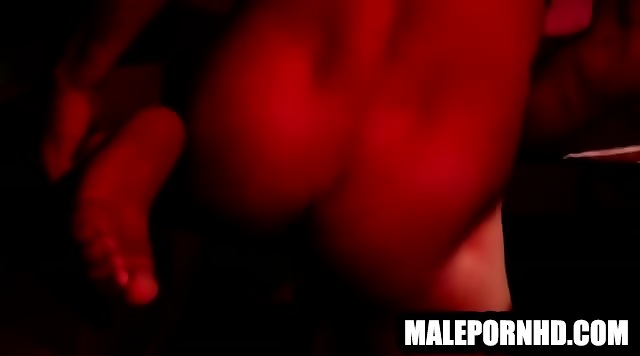 This Hot Tattooed Hunk Is Jerking His Cock Off