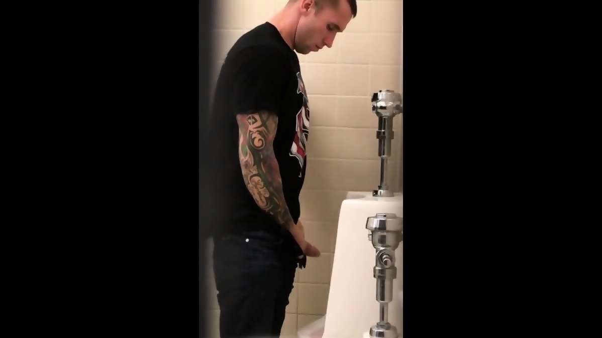 Spy Cam Urinal Big Cock Eporner