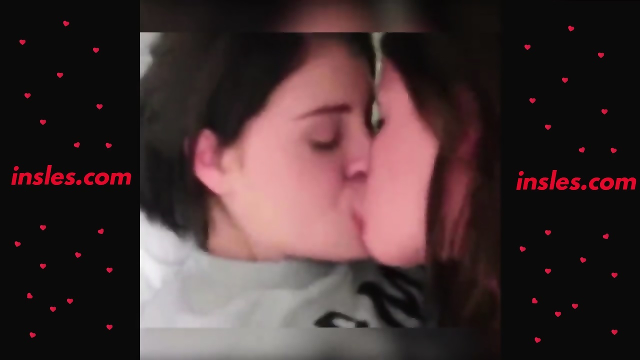 Jacksonville - Lesbian Cum Kiss - Best Lesbian Kissing Ever Short Film