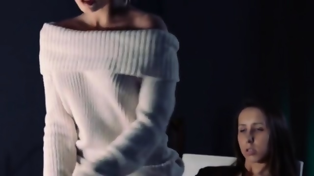 Lesbian Strap On Hardcore Erotica