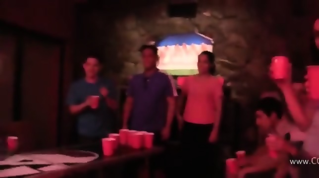 College goupsex deepfucking at the party