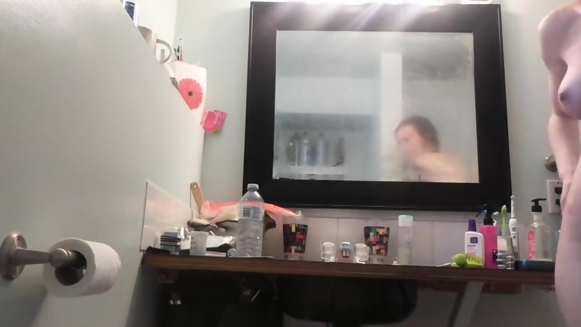 18 Year-old Bathroom Spy Webcam - Fantastic Bumm Views - Virgin Bush