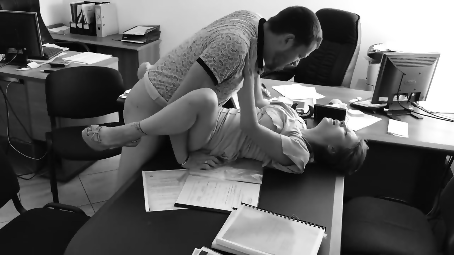 Boss Fucks My Wife At The Office On Hidden pic