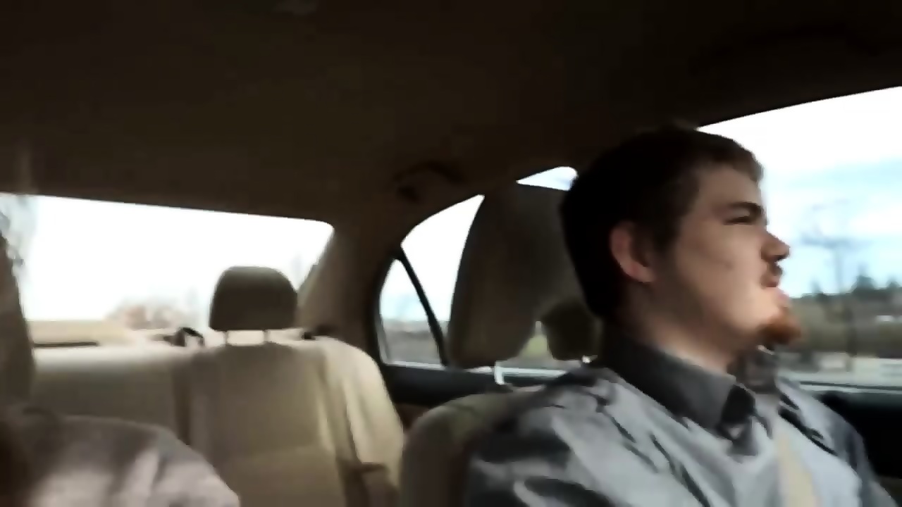Amateur Blonde Teen Likes Inside The Car - EPORNER