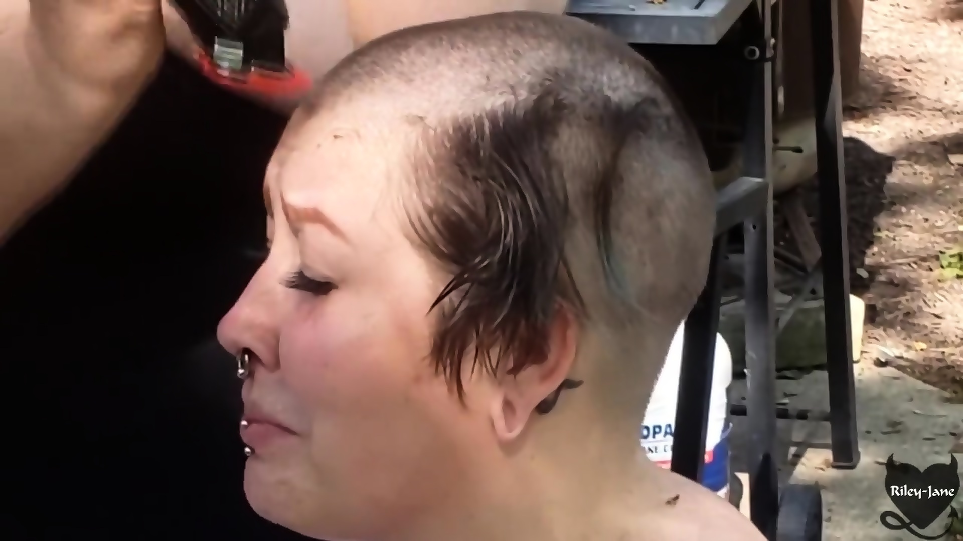 Bdsm Slave Punished By Castratta Her Head Is Shaved And
