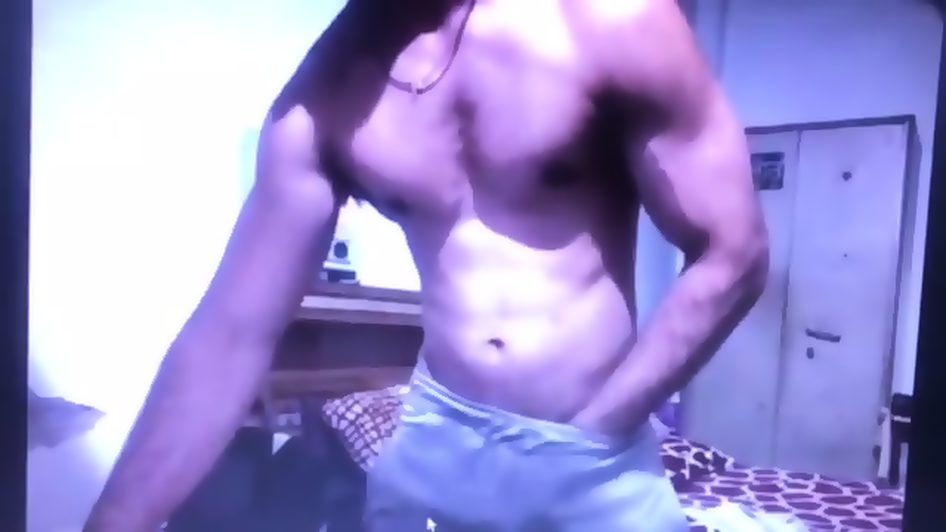 Indian Body Builder Showcasing Nude Body.. - EPORNER