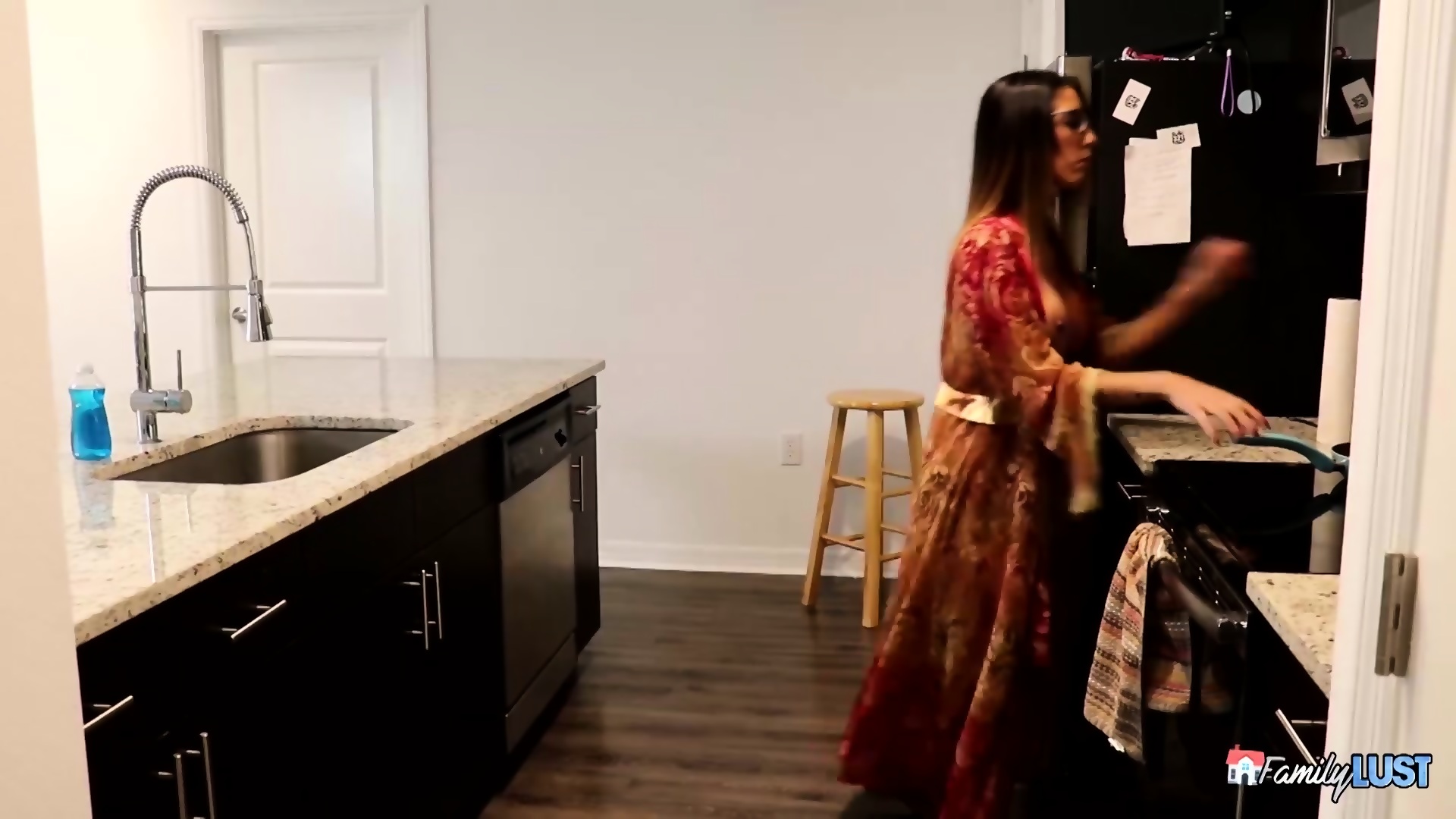 Dava Foxx Gets Fucked In The Kitchen By A Big Dick Eporner