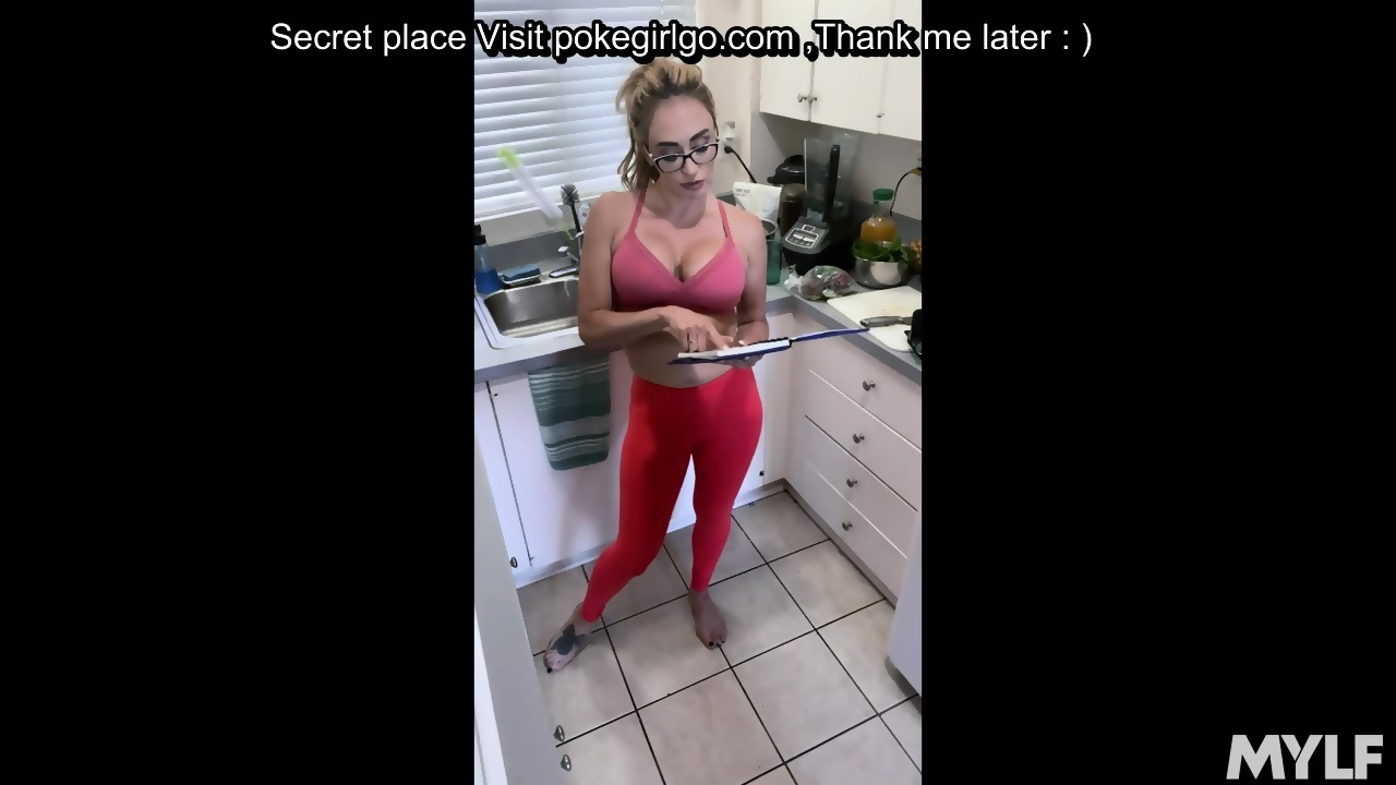 Visit My Friend Hot Wife And She Need My Sperm photo