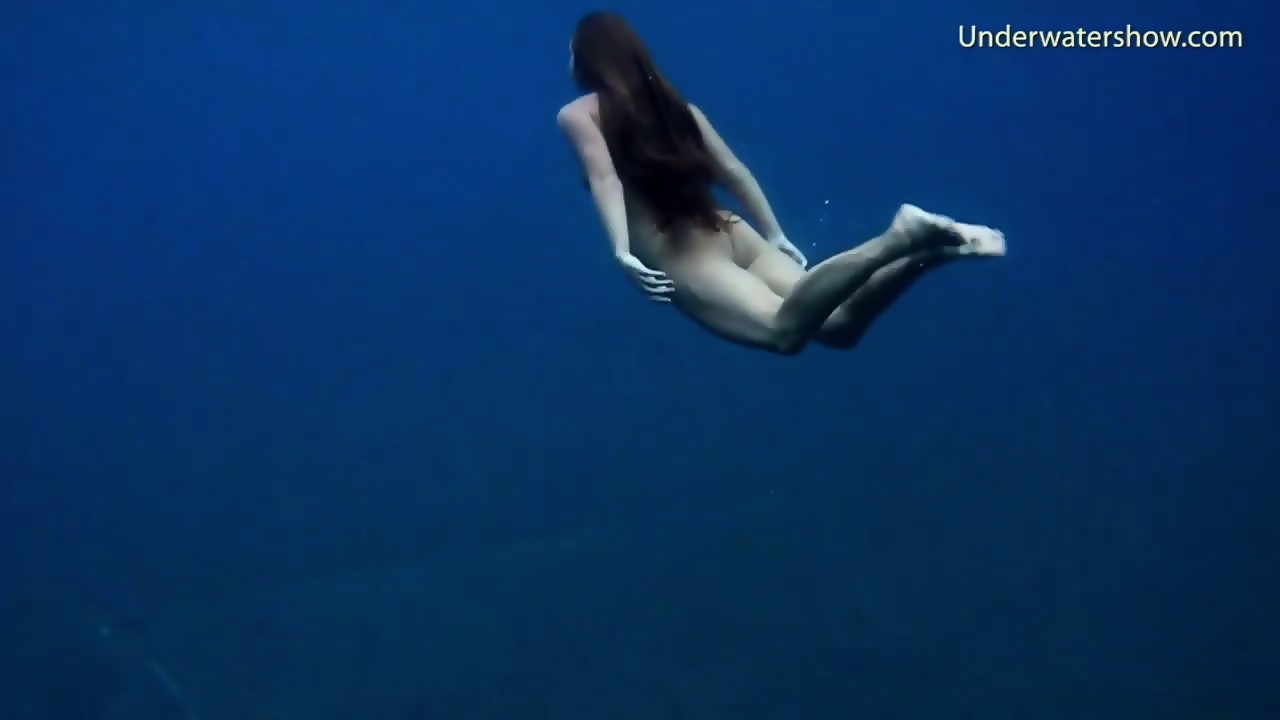 Swimming With Sharks Nude Pics Page Hot Sex Picture