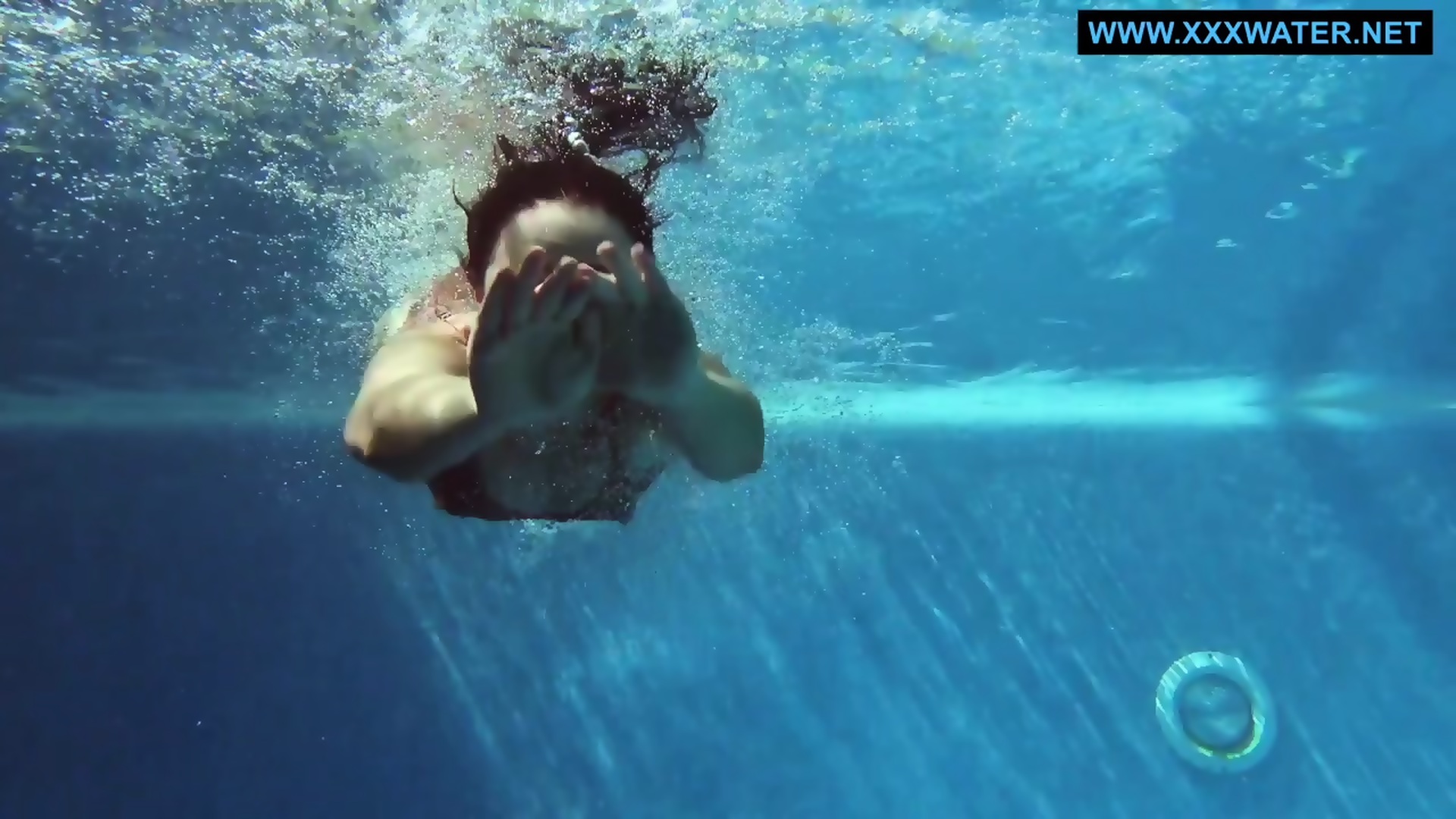 Kittina Swims Naked In The Swimming Pool Eporner