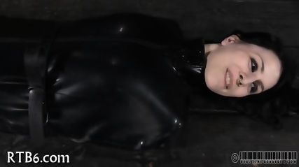 Upside Down Babe Gives Blowjob