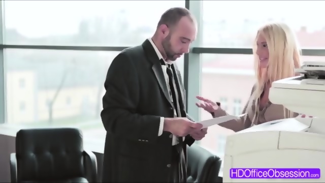 Horny Hot Secretary Kyra Hot Gets Wild Fuck At The Office With Pablo