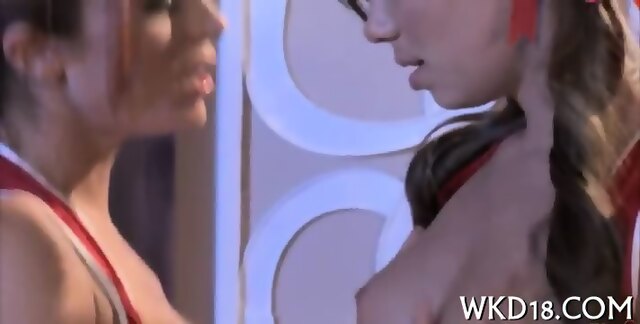 Beauty Performs Blowjob
